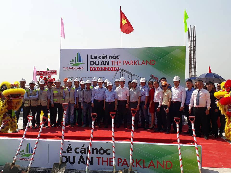 THE PARKLAND CẤT NÓC VƯỢT TIẾN ĐỘ 2 THÁNG